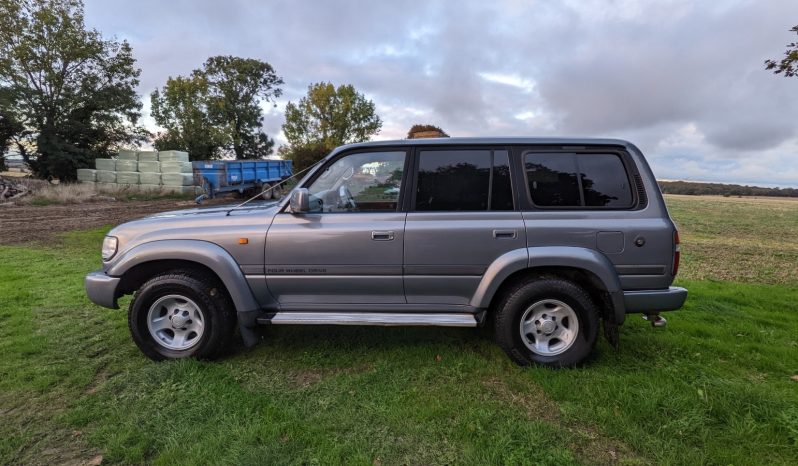 
								Toyota Landcruiser VX Auto petrol 1997 Gunmetal Silver 1997 SKU503 full									