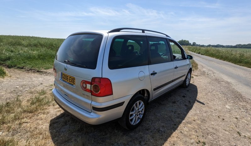 
								Volkswagen Sharan SE TDI 2006 SKU650 full									