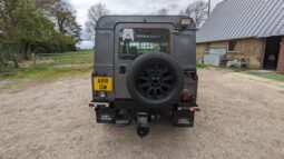 
										Land Rover Defender 2.5 110 Diesel County TD5 5 Speed Manual. 1999 SKU763 full									