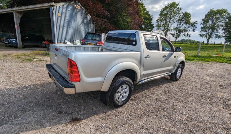 
								Toyota Hilux Invincible D-4D 2007 3 Litre Manual SKU789 full									