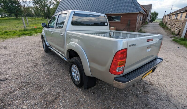 
								Toyota Hilux Invincible D-4D 2007 3 Litre Manual SKU789 full									