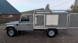 
										Land Rover Defender 300TDi 127/130 1990 “Salisbury” SKU552 full									