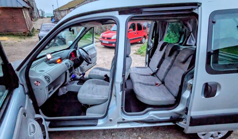 
								Renault Kangoo Expression 2006 Top Spec SKU833 full									