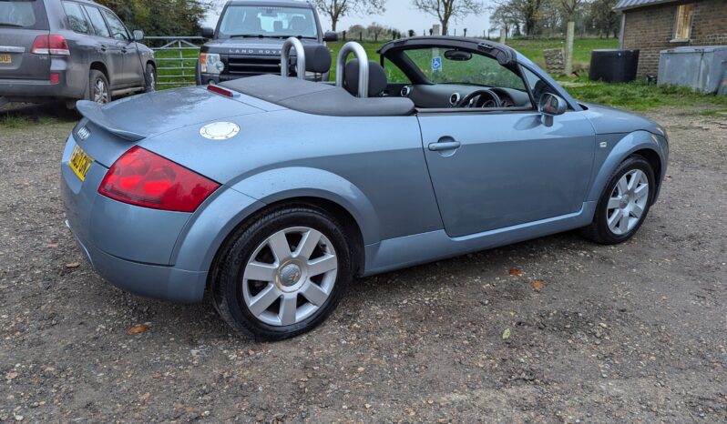 
								Audi TT Cabriolet T150 Rare manual ULEZ in exemplary condition 2003 SKU837 full									