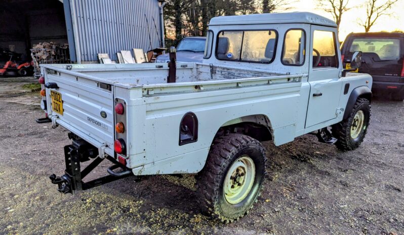 
								Land Rover Defender TD5 Hi Cap pick up 2002 SKU839 full									