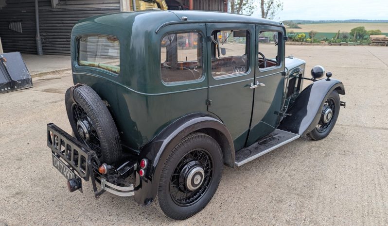 
								Morris 10/4 Saloon 1933 Same owner since 1953 SKU871 full									