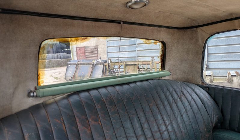 
								Morris 10/4 Saloon 1933 Same owner since 1953 SKU871 full									