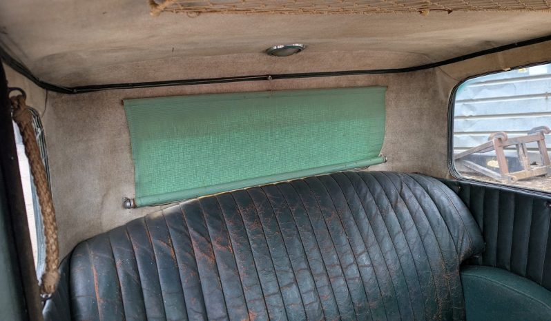 
								Morris 10/4 Saloon 1933 Same owner since 1953 SKU871 full									
