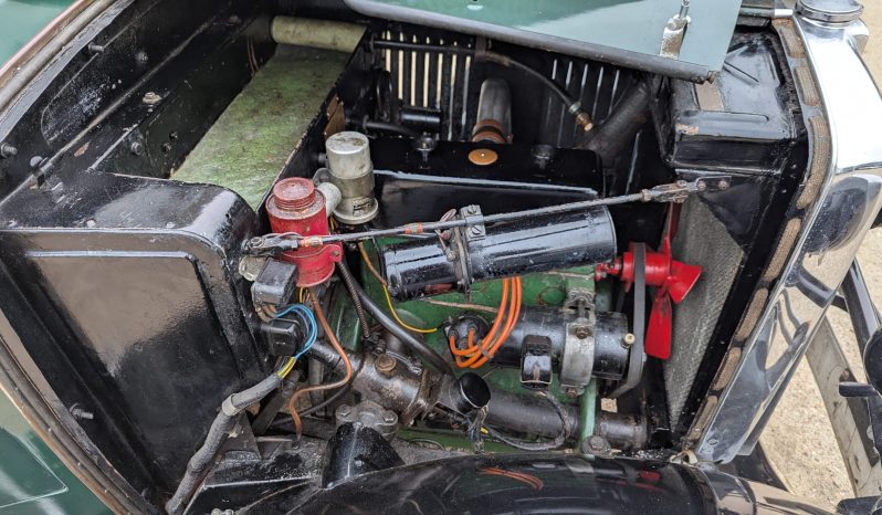 
								Morris 10/4 Saloon 1933 Same owner since 1953 SKU871 full									