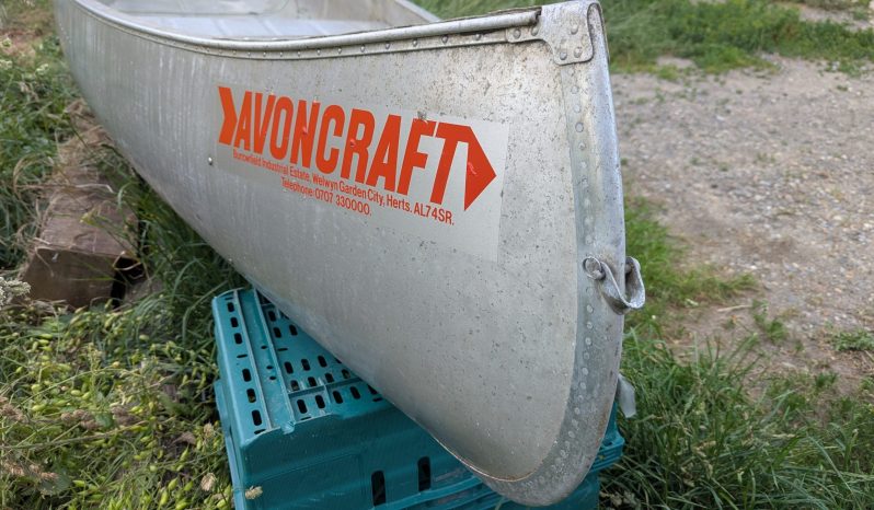
								Classic Grumman aluminium 15 foot 2 or 4 person canoe.sku887 full									