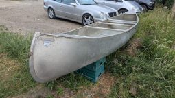 
										Classic Grumman aluminium 15 foot 2 or 4 person canoe.sku887 full									