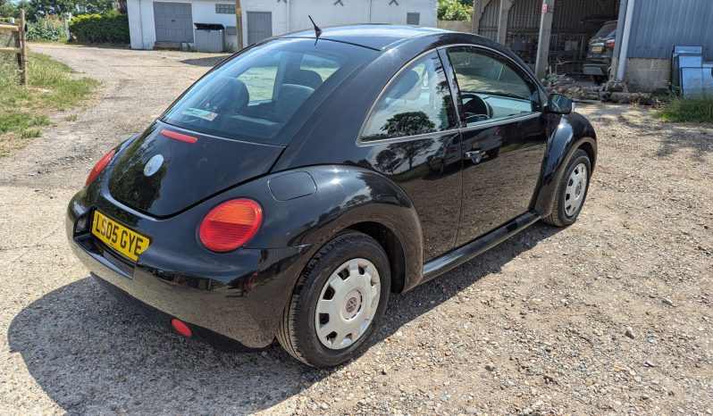 
								VW Volkswagen New Beetle  Special Order Black 2005 SKU889 full									