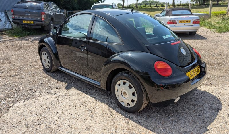 
								VW Volkswagen New Beetle  Special Order Black 2005 SKU889 full									