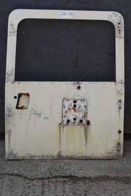 
										Various Land Rover and other car parts.  Call 07706 333444 to view by appointment.  Barn clearance. Buyer collects full									