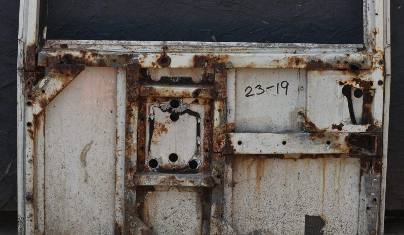 
								Various Land Rover and other car parts.  Call 07706 333444 to view by appointment.  Barn clearance. Buyer collects full									