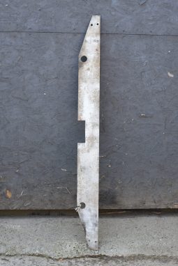 
										Various Land Rover and other car parts.  Call 07706 333444 to view by appointment.  Barn clearance. Buyer collects full									