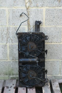 
										Various Land Rover and other car parts.  Call 07706 333444 to view by appointment.  Barn clearance. Buyer collects full									