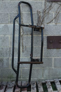 
										Various Land Rover and other car parts.  Call 07706 333444 to view by appointment.  Barn clearance. Buyer collects full									