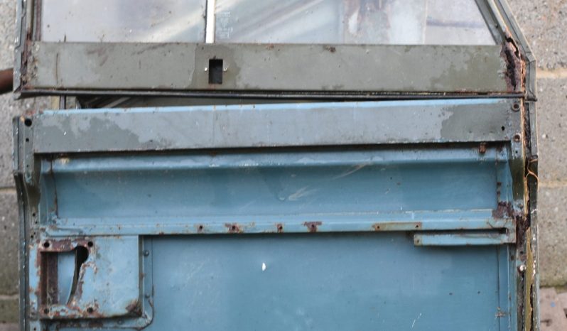 
								Various Land Rover and other car parts.  Call 07706 333444 to view by appointment.  Barn clearance. Buyer collects full									