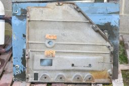 
										Various Land Rover and other car parts.  Call 07706 333444 to view by appointment.  Barn clearance. Buyer collects full									