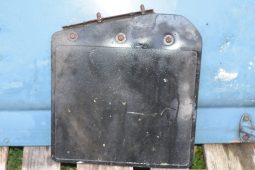 
										Various Land Rover and other car parts.  Call 07706 333444 to view by appointment.  Barn clearance. Buyer collects full									