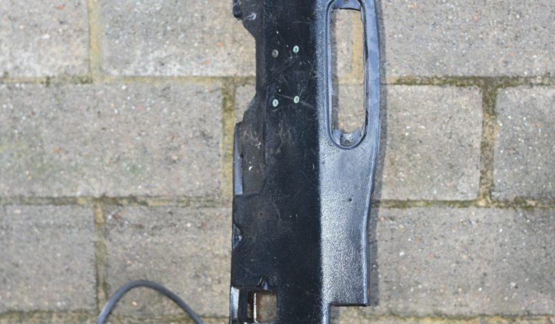 
								Various Land Rover and other car parts.  Call 07706 333444 to view by appointment.  Barn clearance. Buyer collects full									