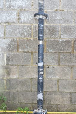 
										Various Land Rover and other car parts.  Call 07706 333444 to view by appointment.  Barn clearance. Buyer collects full									