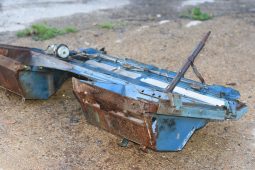 
										Various Land Rover and other car parts.  Call 07706 333444 to view by appointment.  Barn clearance. Buyer collects full									