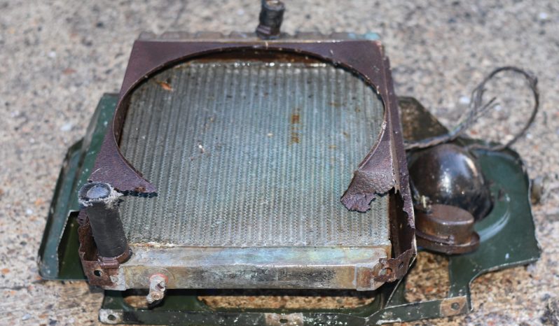 
								Various Land Rover and other car parts.  Call 07706 333444 to view by appointment.  Barn clearance. Buyer collects full									