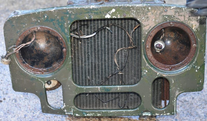 
								Various Land Rover and other car parts.  Call 07706 333444 to view by appointment.  Barn clearance. Buyer collects full									