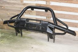 
										Various Land Rover and other car parts.  Call 07706 333444 to view by appointment.  Barn clearance. Buyer collects full									