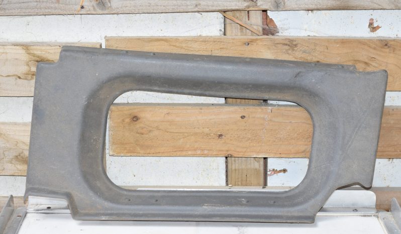 
								Various Land Rover and other car parts.  Call 07706 333444 to view by appointment.  Barn clearance. Buyer collects full									