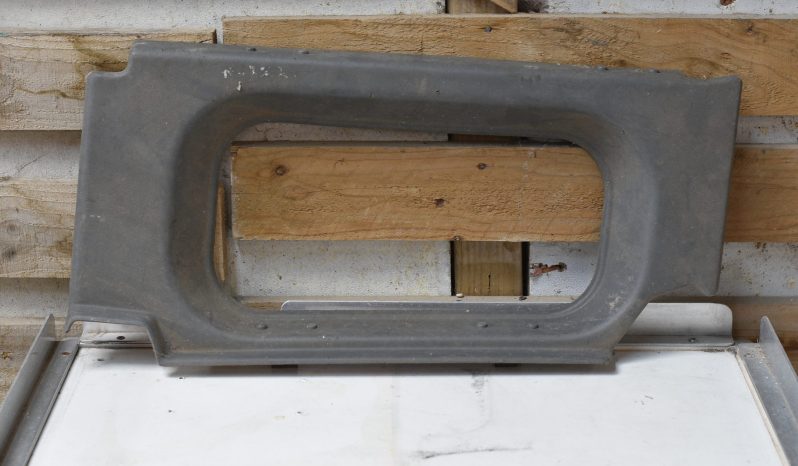 
								Various Land Rover and other car parts.  Call 07706 333444 to view by appointment.  Barn clearance. Buyer collects full									