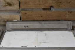 
										Various Land Rover and other car parts.  Call 07706 333444 to view by appointment.  Barn clearance. Buyer collects full									