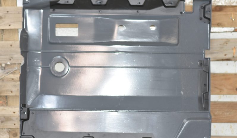 
								Various Land Rover and other car parts.  Call 07706 333444 to view by appointment.  Barn clearance. Buyer collects full									