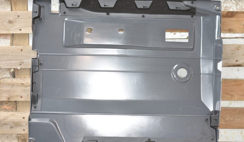 
								Various Land Rover and other car parts.  Call 07706 333444 to view by appointment.  Barn clearance. Buyer collects full									