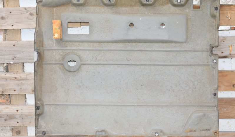 
								Various Land Rover and other car parts.  Call 07706 333444 to view by appointment.  Barn clearance. Buyer collects full									