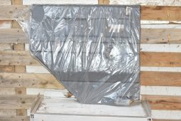 
										Various Land Rover and other car parts.  Call 07706 333444 to view by appointment.  Barn clearance. Buyer collects full									