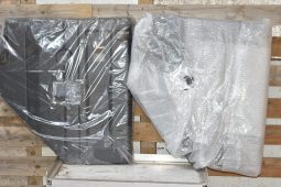 
										Various Land Rover and other car parts.  Call 07706 333444 to view by appointment.  Barn clearance. Buyer collects full									