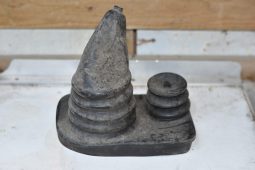 
										Various Land Rover and other car parts.  Call 07706 333444 to view by appointment.  Barn clearance. Buyer collects full									