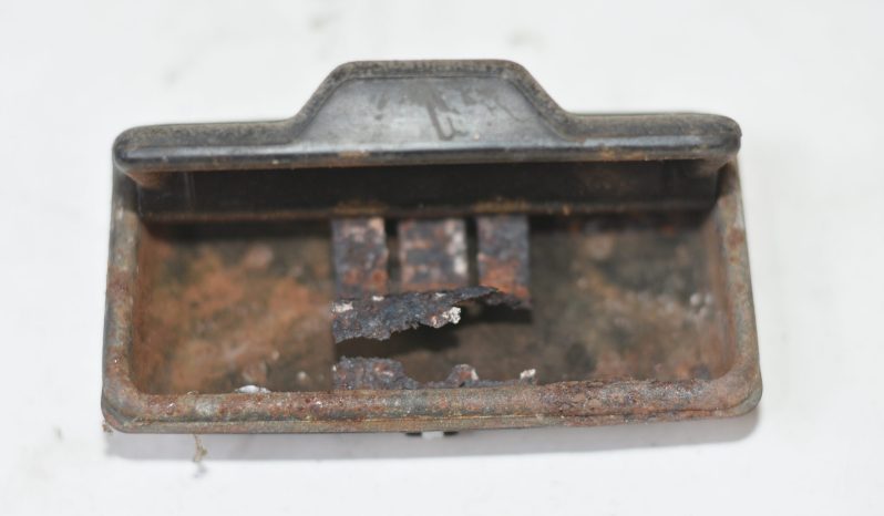 
								Various Land Rover and other car parts.  Call 07706 333444 to view by appointment.  Barn clearance. Buyer collects full									