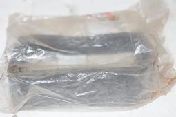 
										Various Land Rover and other car parts.  Call 07706 333444 to view by appointment.  Barn clearance. Buyer collects full									