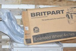 
										Various Land Rover and other car parts.  Call 07706 333444 to view by appointment.  Barn clearance. Buyer collects full									