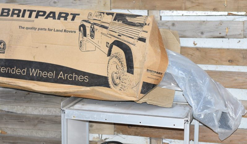 
								Various Land Rover and other car parts.  Call 07706 333444 to view by appointment.  Barn clearance. Buyer collects full									