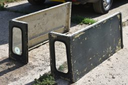 
										Various Land Rover and other car parts.  Call 07706 333444 to view by appointment.  Barn clearance. Buyer collects full									