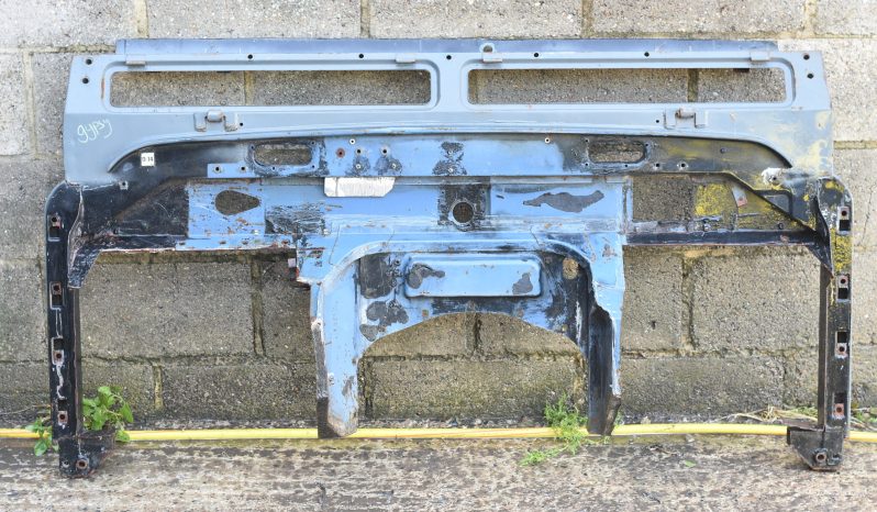 
								Various Land Rover and other car parts.  Call 07706 333444 to view by appointment.  Barn clearance. Buyer collects full									