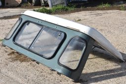 
										Various Land Rover and other car parts.  Call 07706 333444 to view by appointment.  Barn clearance. Buyer collects full									