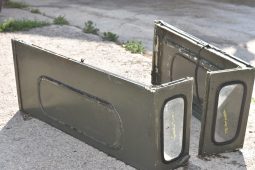 
										Various Land Rover and other car parts.  Call 07706 333444 to view by appointment.  Barn clearance. Buyer collects full									