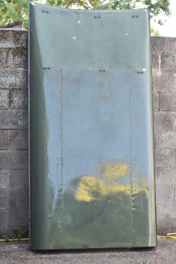 
										Various Land Rover and other car parts.  Call 07706 333444 to view by appointment.  Barn clearance. Buyer collects full									