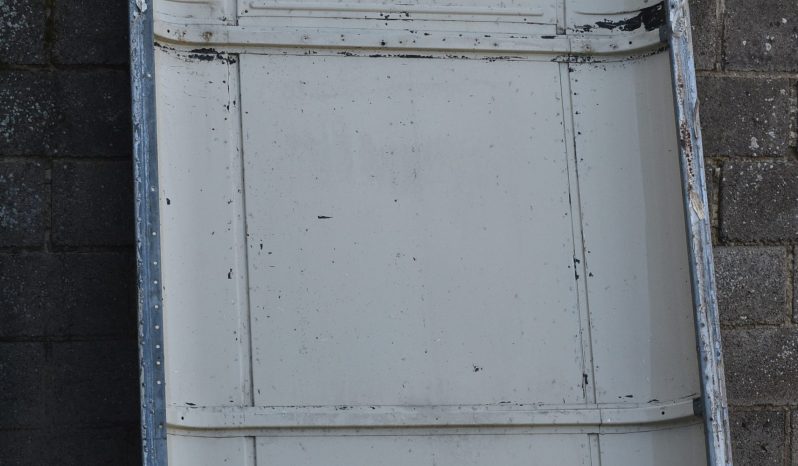 
								Various Land Rover and other car parts.  Call 07706 333444 to view by appointment.  Barn clearance. Buyer collects full									